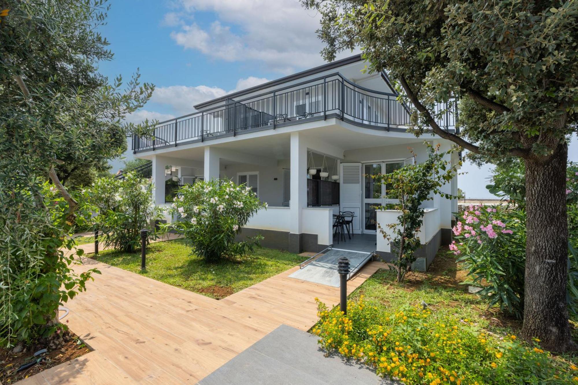 Sweet Sicily Apartments Carini Bagian luar foto